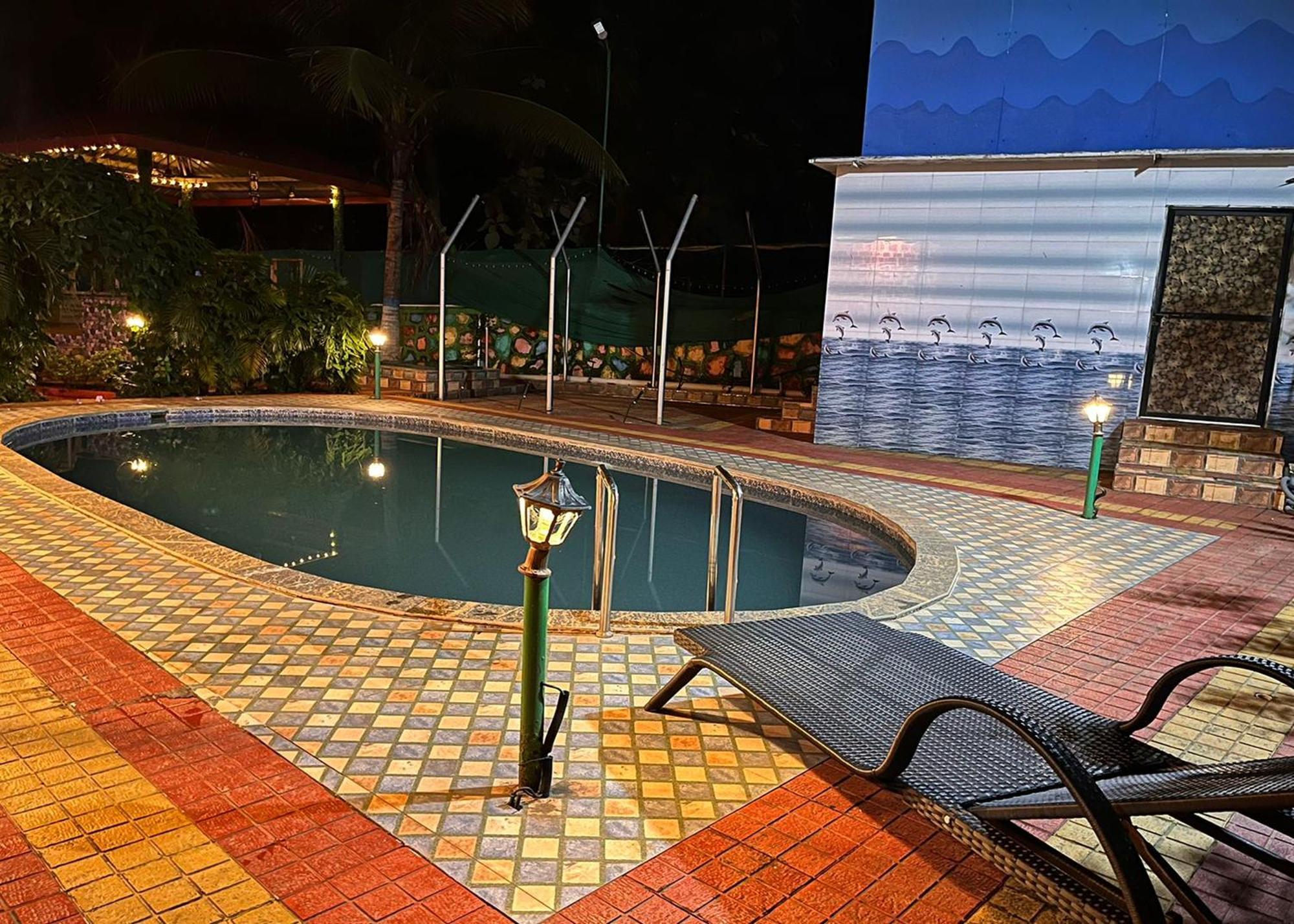 Lsq Sunita Farms Villa Chinchavli Esterno foto